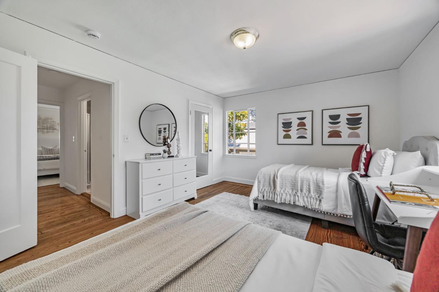 Detail Gallery Image 21 of 33 For 219 Dwight Rd, Burlingame,  CA 94010 - 2 Beds | 1 Baths