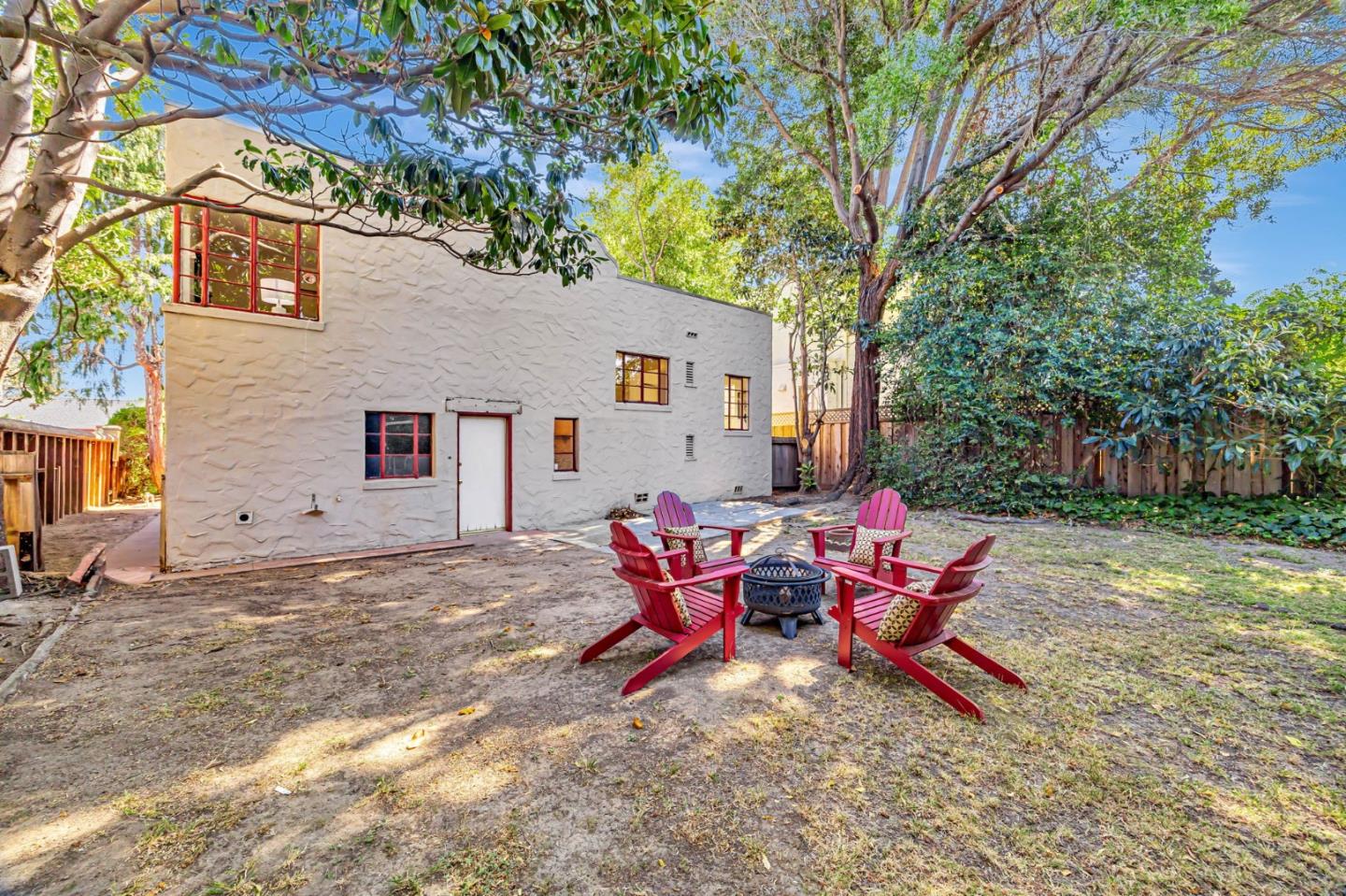 Detail Gallery Image 30 of 33 For 219 Dwight Rd, Burlingame,  CA 94010 - 2 Beds | 1 Baths
