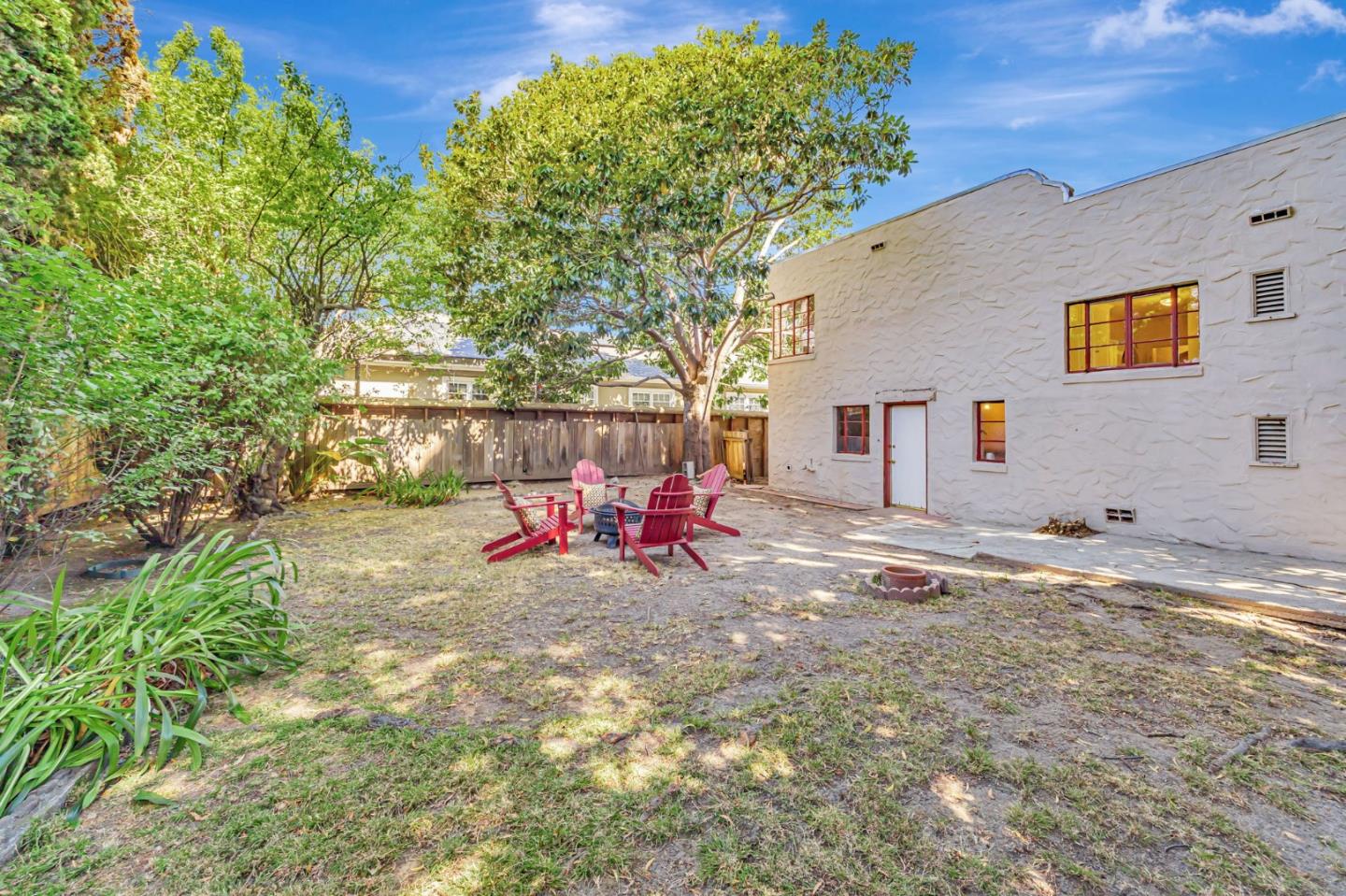 Detail Gallery Image 31 of 33 For 219 Dwight Rd, Burlingame,  CA 94010 - 2 Beds | 1 Baths