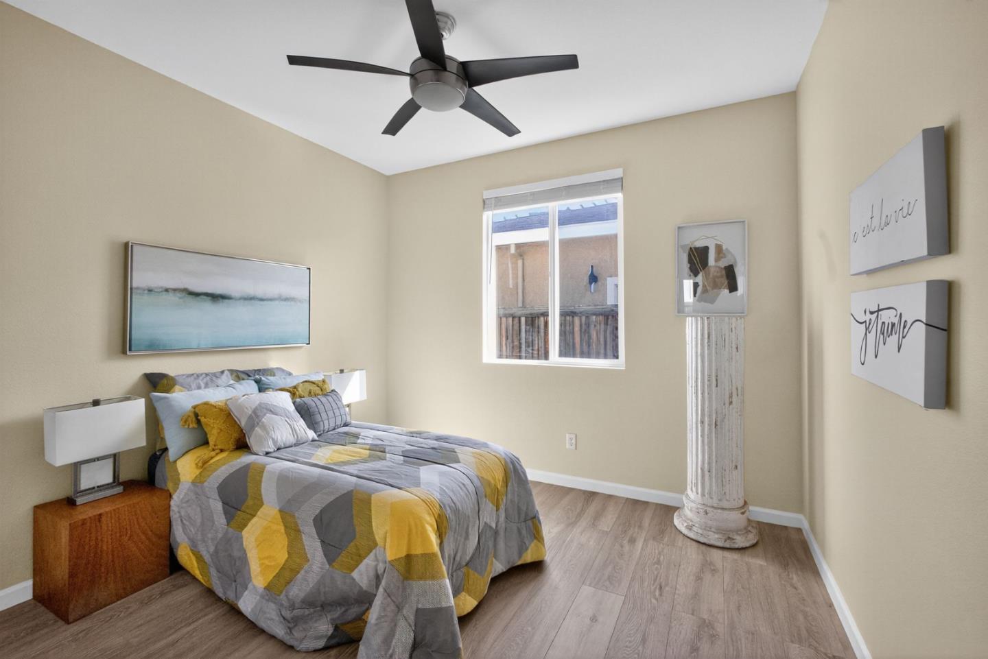 Detail Gallery Image 9 of 19 For 1455 Orgullo Ln, Manteca,  CA 95337 - 4 Beds | 3 Baths