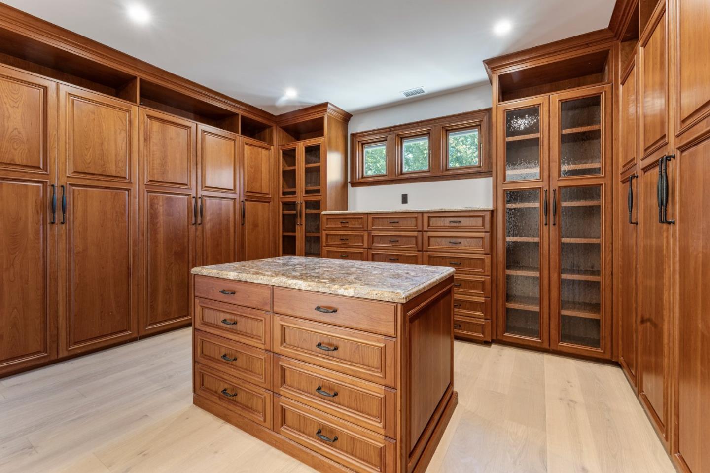 Detail Gallery Image 19 of 87 For 1080 Finley, Pleasanton,  CA 94588 - 6 Beds | 4/3 Baths