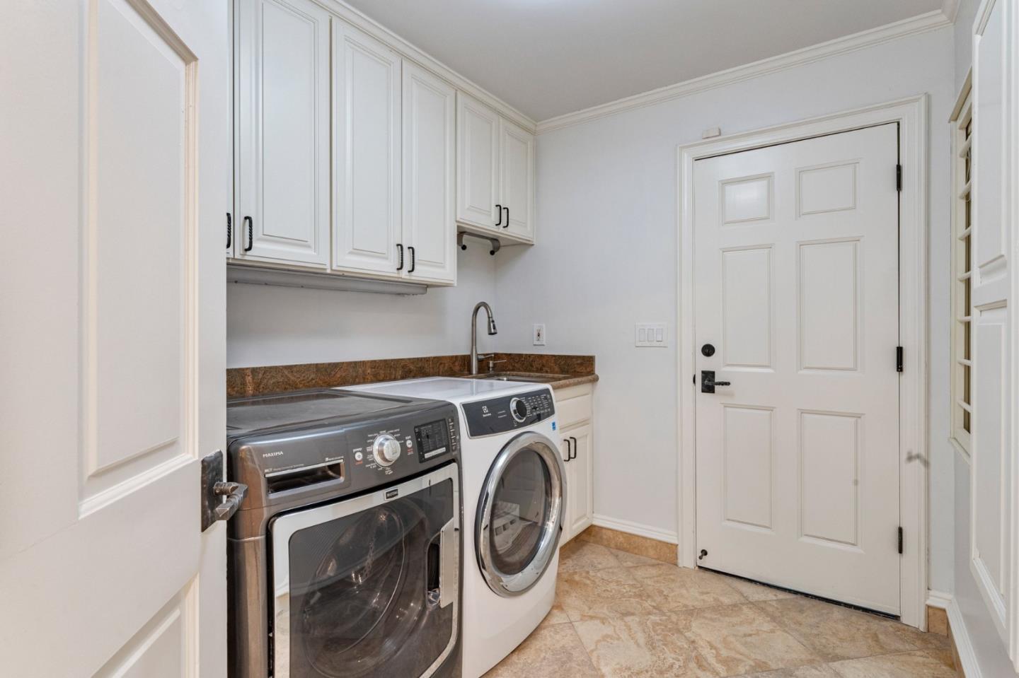 Detail Gallery Image 32 of 87 For 1080 Finley, Pleasanton,  CA 94588 - 6 Beds | 4/3 Baths