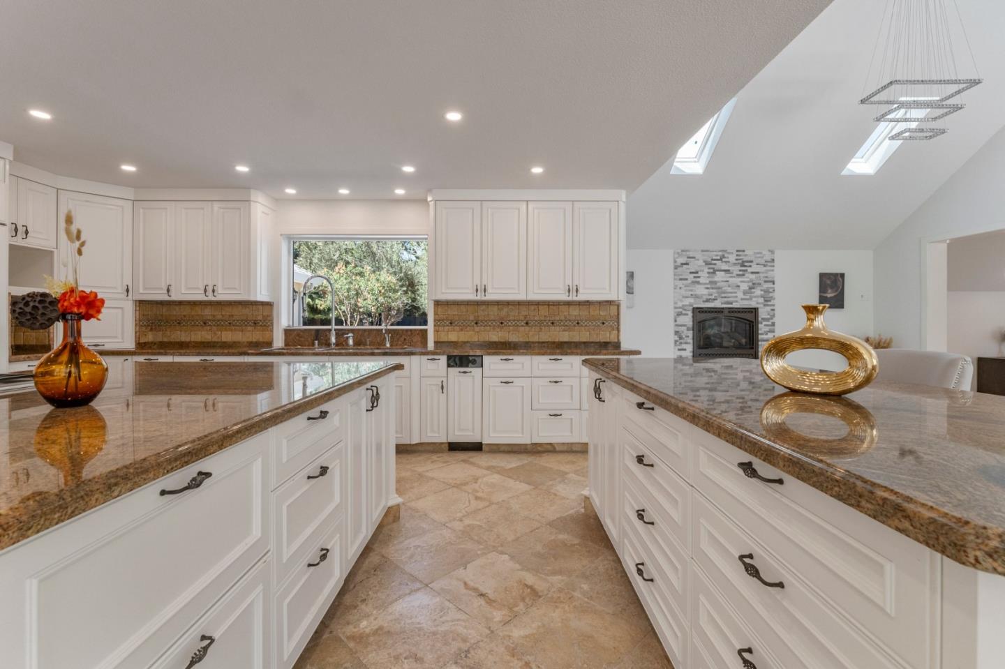 Detail Gallery Image 43 of 87 For 1080 Finley, Pleasanton,  CA 94588 - 6 Beds | 4/3 Baths