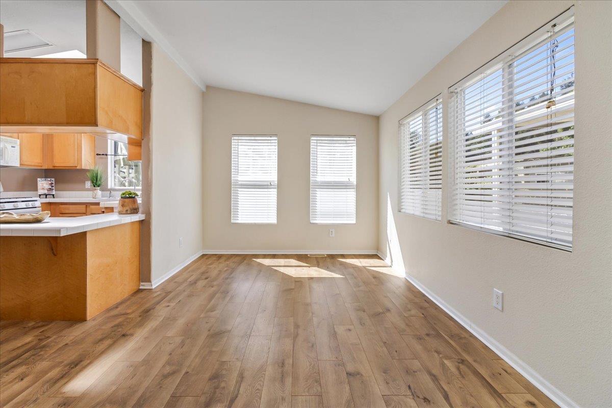Detail Gallery Image 12 of 29 For 3060 Porter St #27,  Soquel,  CA 95073 - 3 Beds | 2 Baths