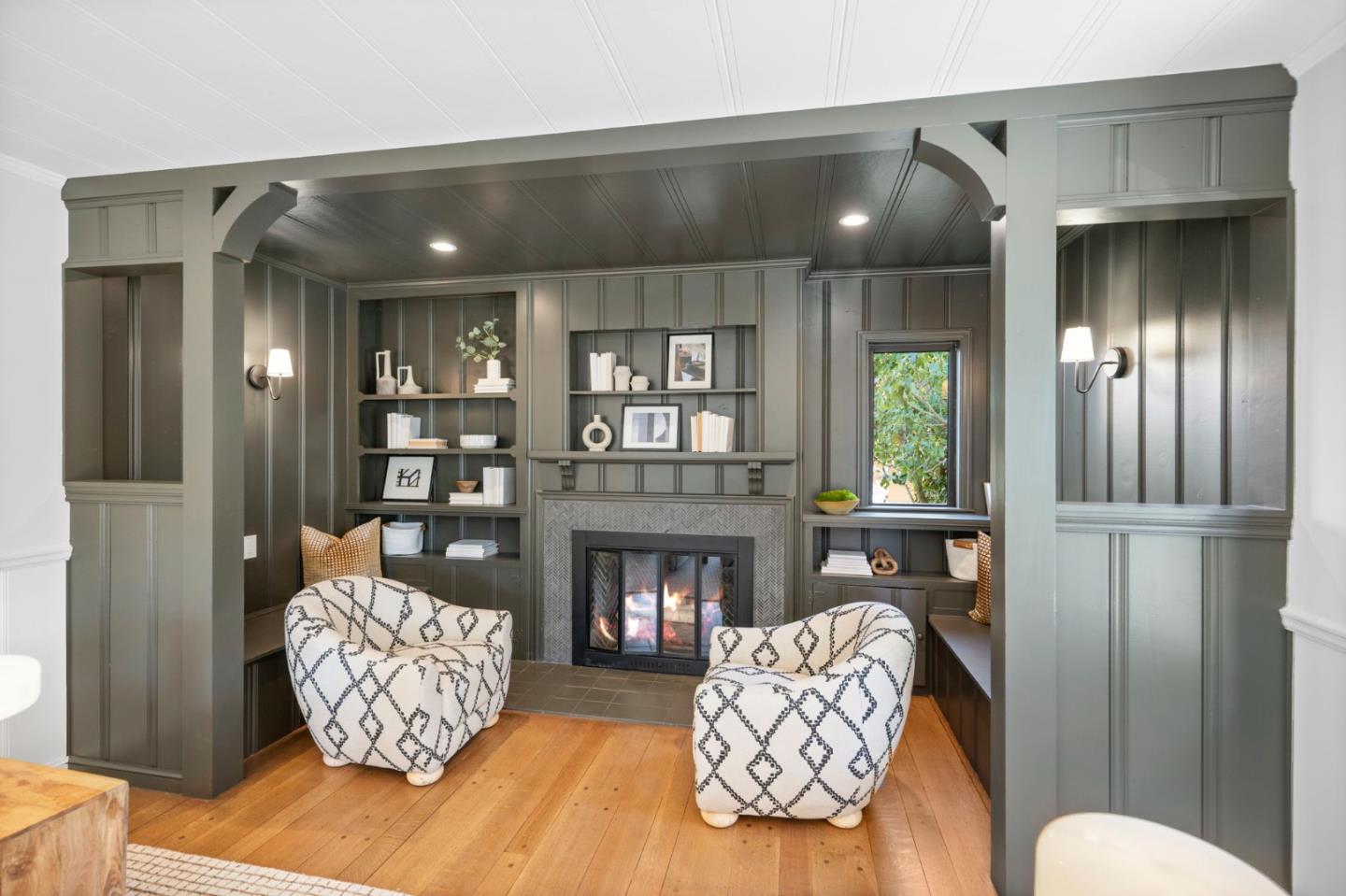 Detail Gallery Image 11 of 84 For 160 Cypress Ave, San Bruno,  CA 94066 - 3 Beds | 2/1 Baths