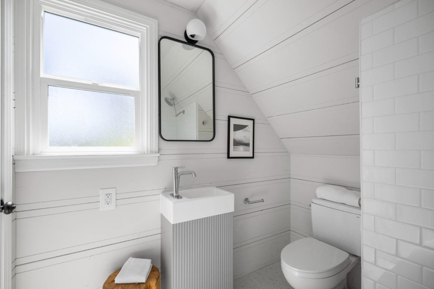 Detail Gallery Image 74 of 84 For 160 Cypress Ave, San Bruno,  CA 94066 - 3 Beds | 2/1 Baths