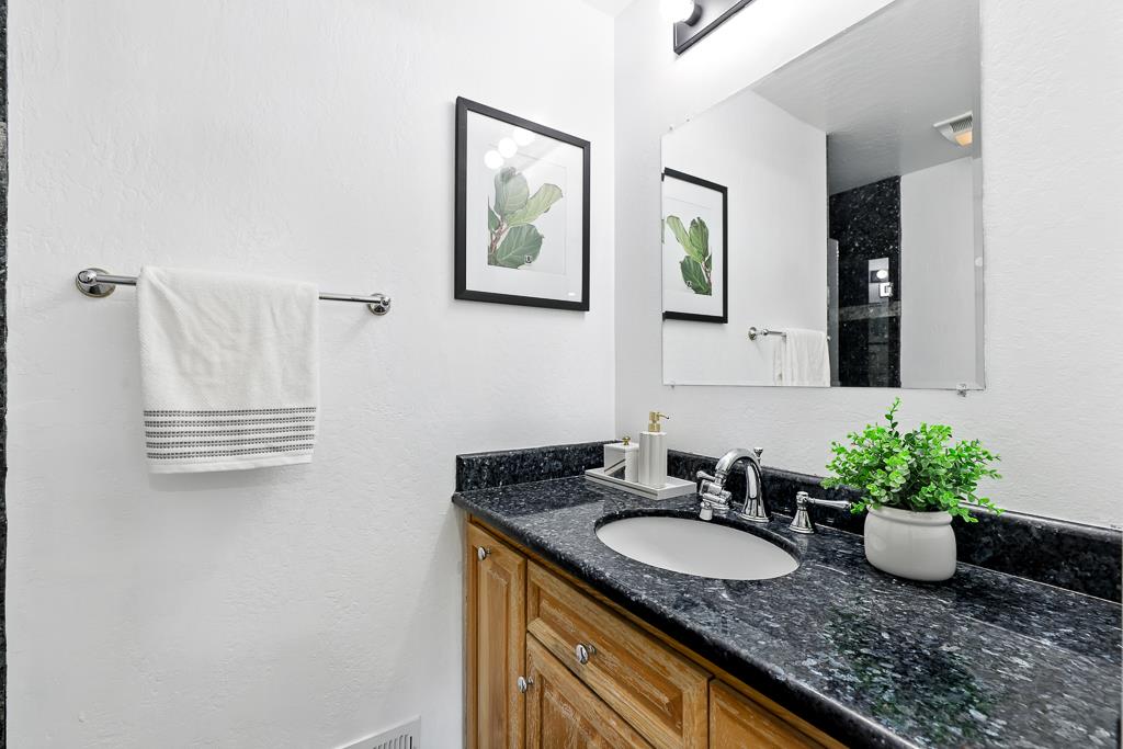 Detail Gallery Image 28 of 49 For 2844 Parkrow Ln, San Jose,  CA 95132 - 3 Beds | 2/1 Baths