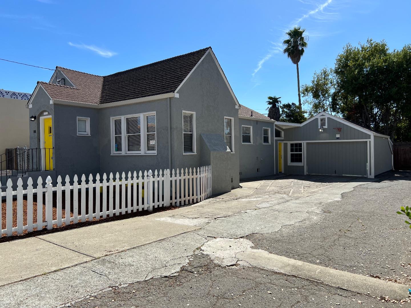 Detail Gallery Image 10 of 59 For 1411 Tennessee St, Vallejo,  CA 94590 - 2 Beds | 1/1 Baths