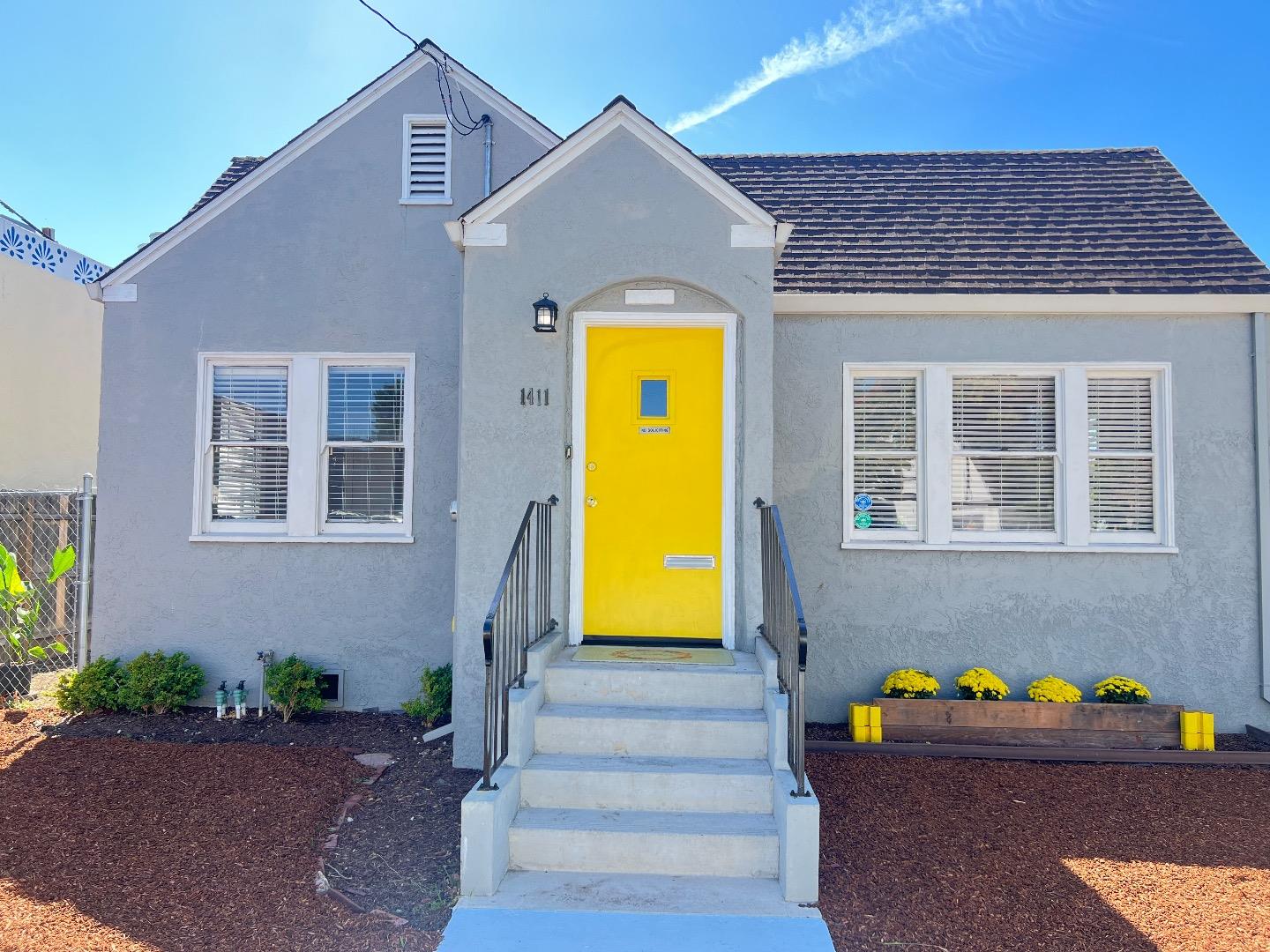 Detail Gallery Image 3 of 59 For 1411 Tennessee St, Vallejo,  CA 94590 - 2 Beds | 1/1 Baths