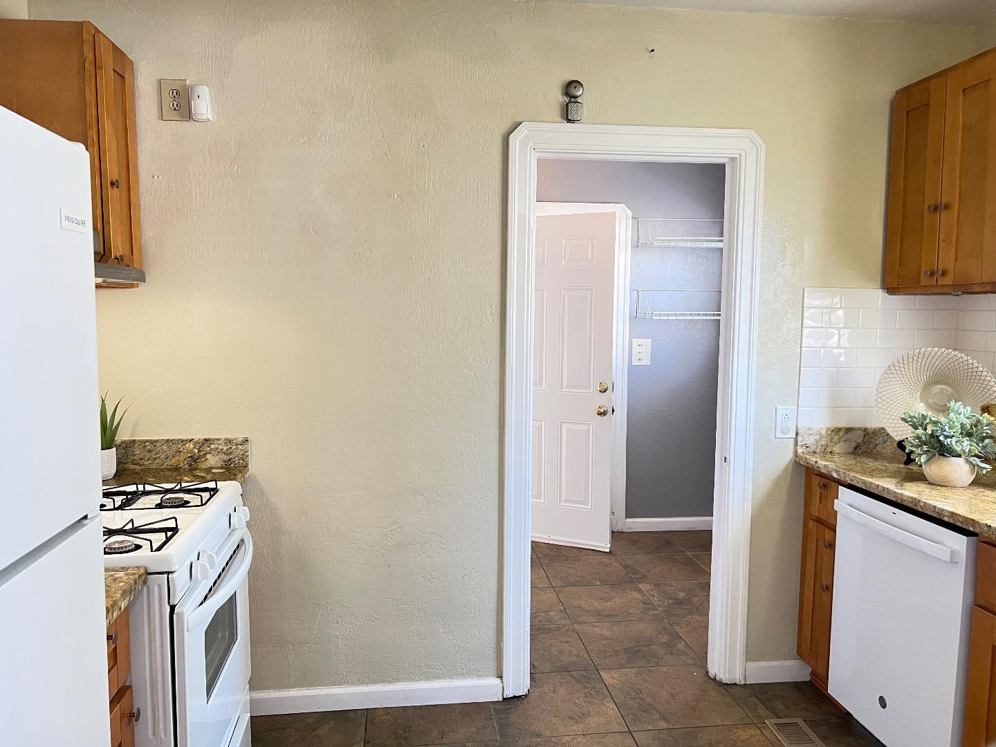 Detail Gallery Image 50 of 59 For 1411 Tennessee St, Vallejo,  CA 94590 - 2 Beds | 1/1 Baths