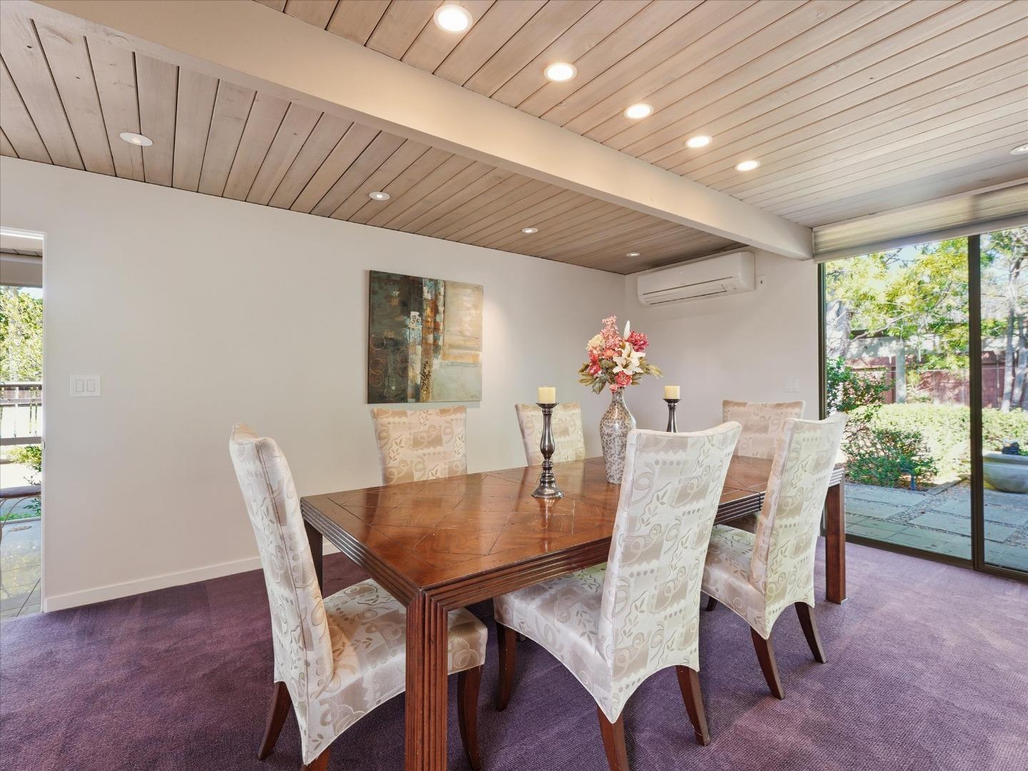 Detail Gallery Image 13 of 29 For 1121 Harriet St, Palo Alto,  CA 94301 - 4 Beds | 2/1 Baths