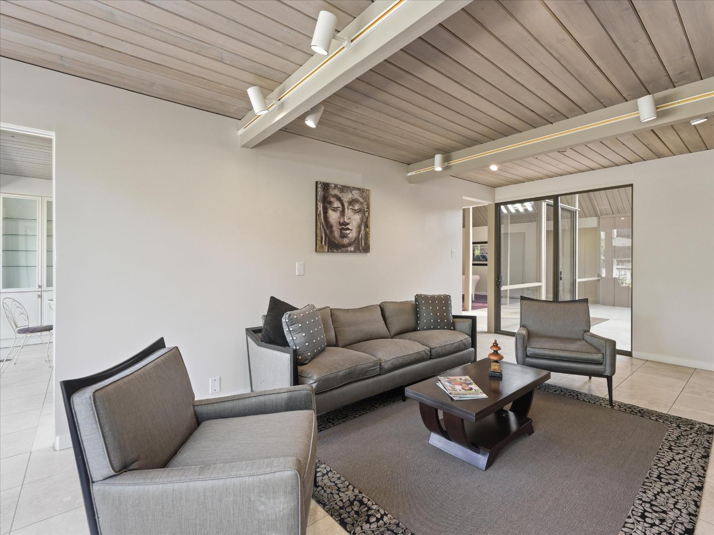 Detail Gallery Image 7 of 29 For 1121 Harriet St, Palo Alto,  CA 94301 - 4 Beds | 2/1 Baths