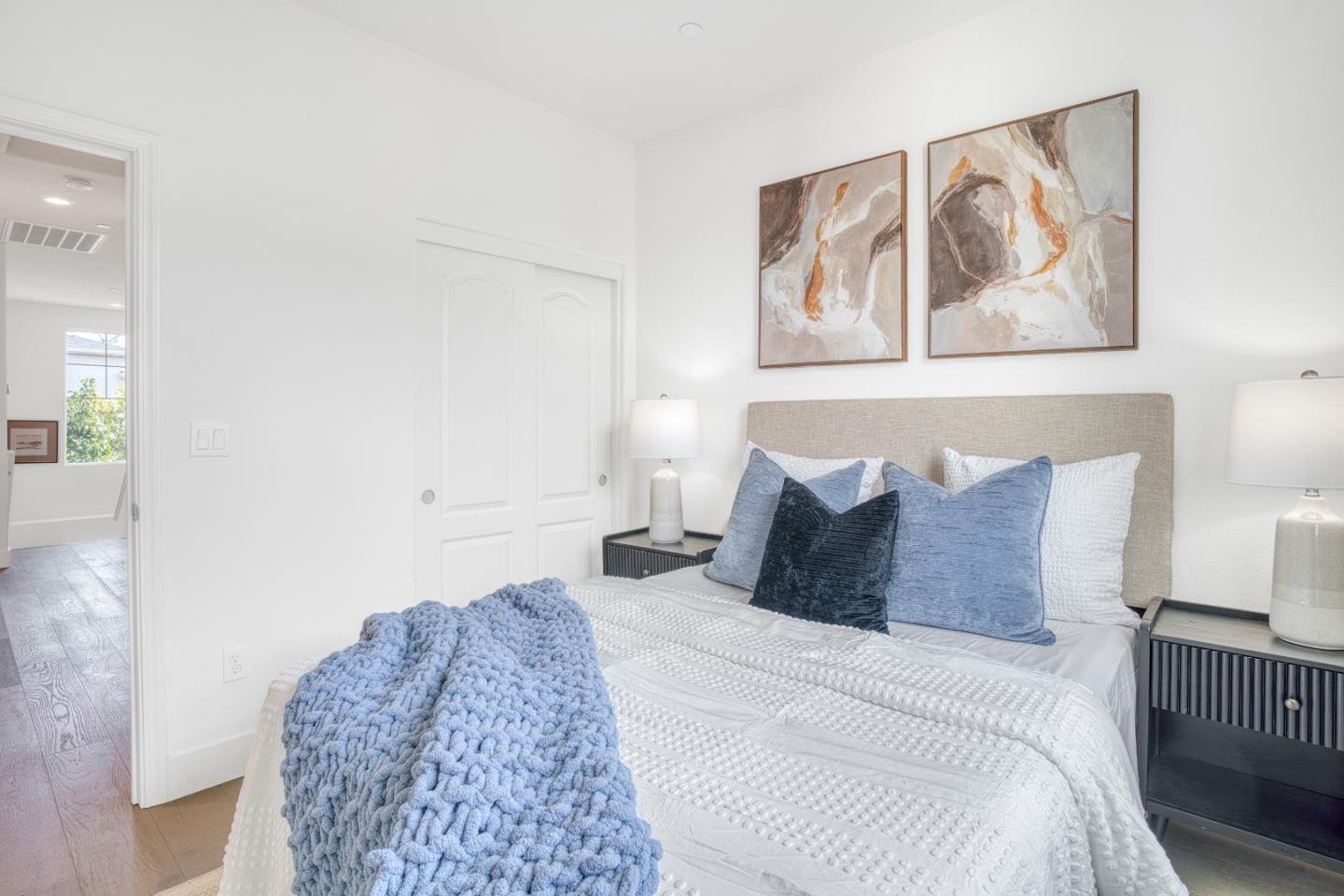 Detail Gallery Image 12 of 52 For 1027 Giacomo Ln #7,  San Jose,  CA 95131 - 4 Beds | 3/1 Baths