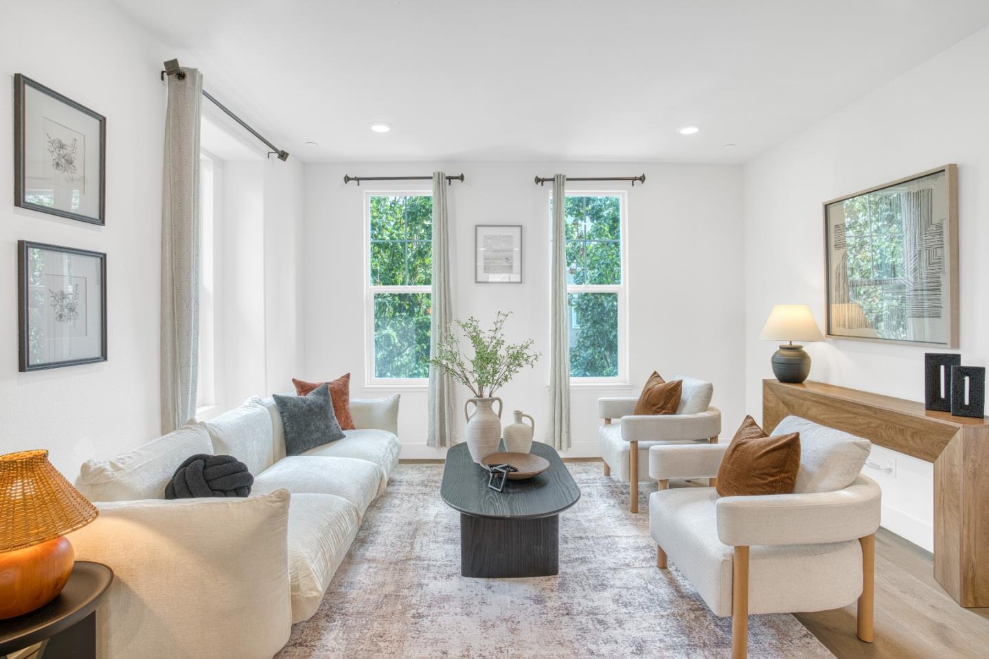Detail Gallery Image 15 of 52 For 1027 Giacomo Ln #7,  San Jose,  CA 95131 - 4 Beds | 3/1 Baths