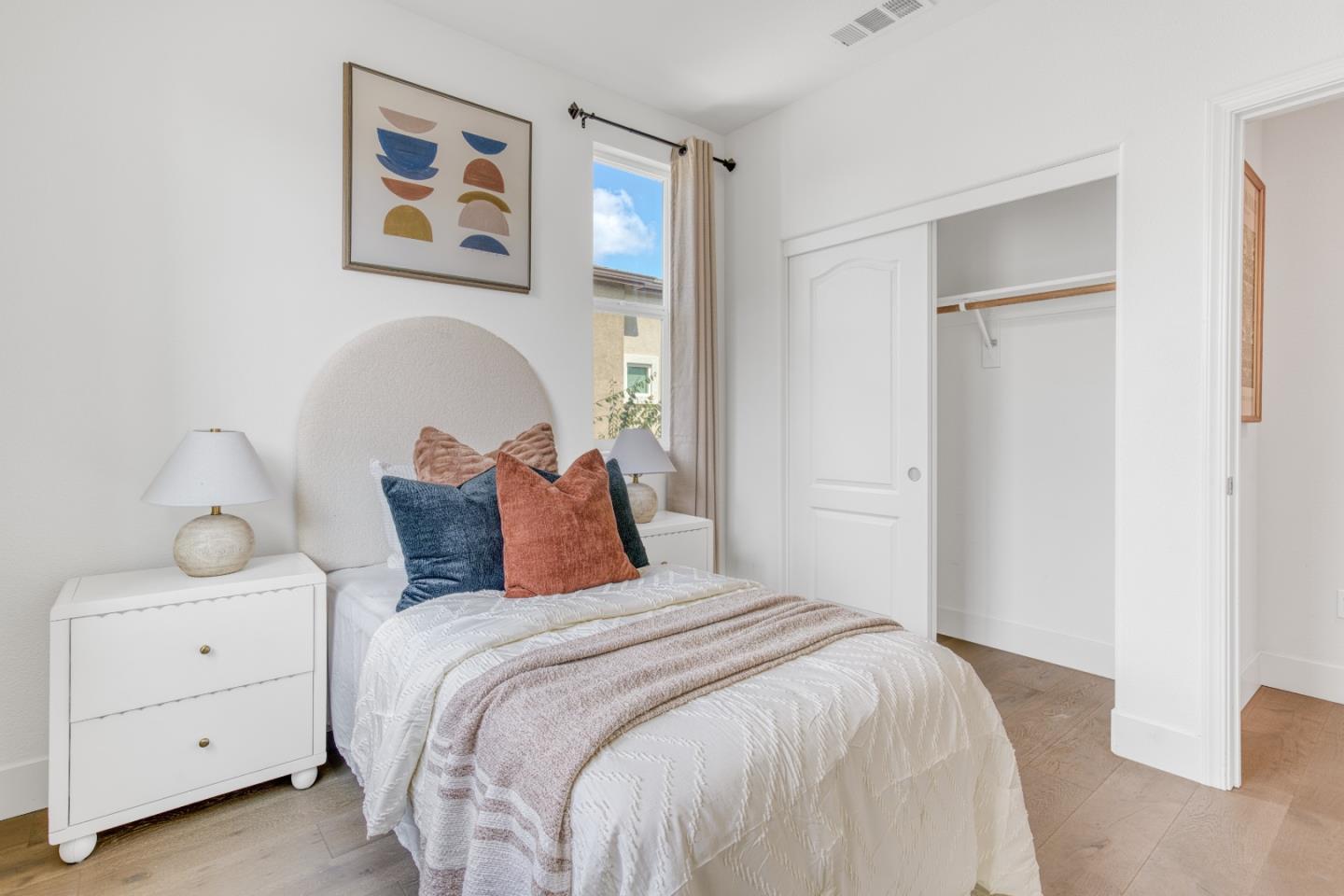 Detail Gallery Image 33 of 52 For 1027 Giacomo Ln #7,  San Jose,  CA 95131 - 4 Beds | 3/1 Baths