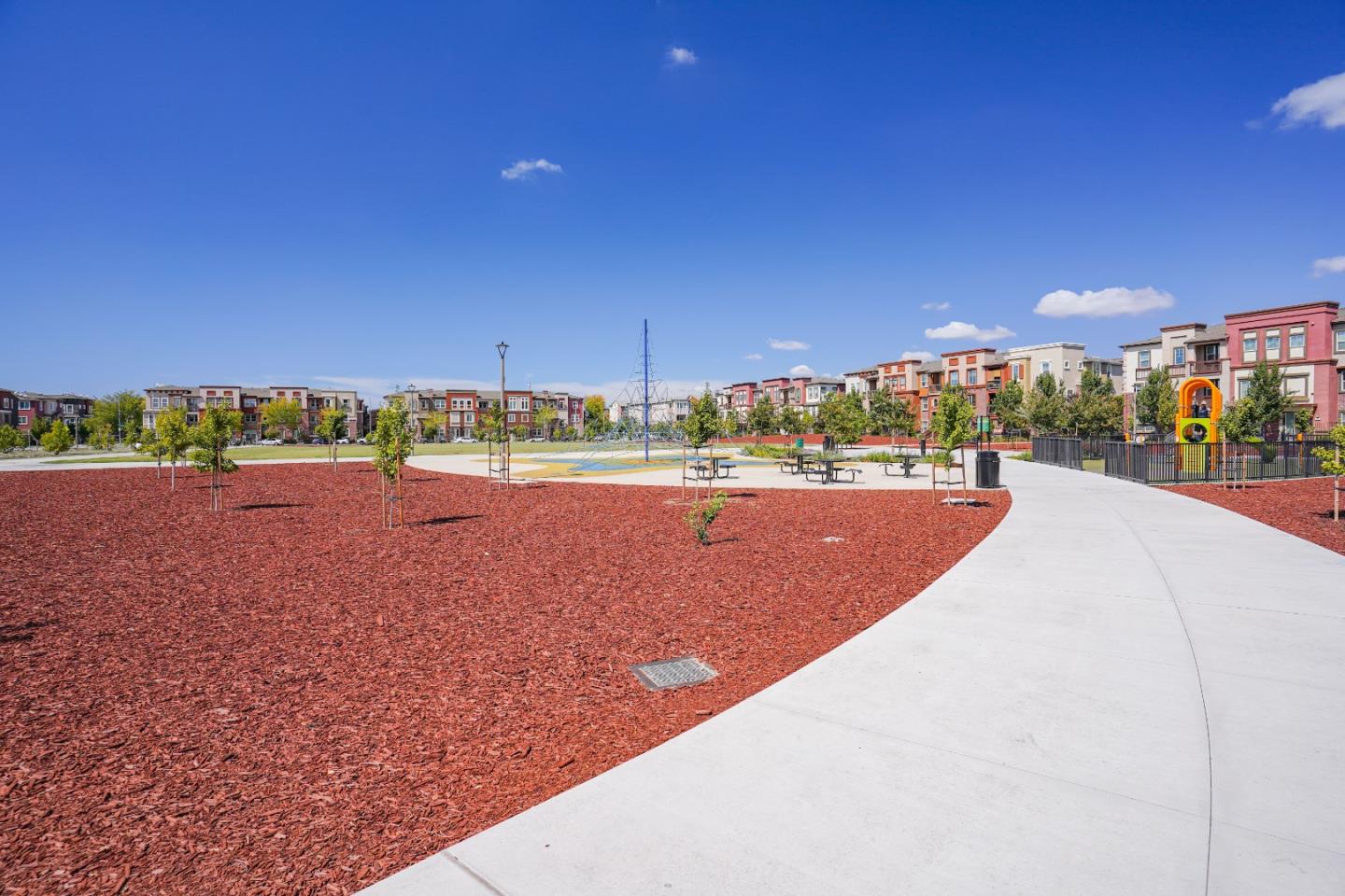 Detail Gallery Image 45 of 52 For 1027 Giacomo Ln #7,  San Jose,  CA 95131 - 4 Beds | 3/1 Baths