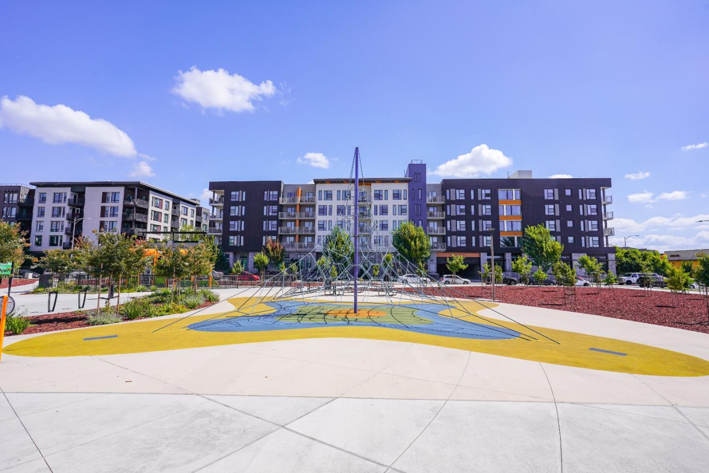 Detail Gallery Image 51 of 52 For 1027 Giacomo Ln #7,  San Jose,  CA 95131 - 4 Beds | 3/1 Baths