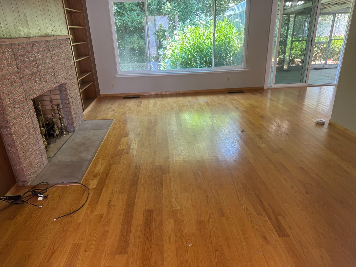 Detail Gallery Image 3 of 20 For 1768 Quesada Way #1768,  Burlingame,  CA 94010 - 2 Beds | 2/1 Baths