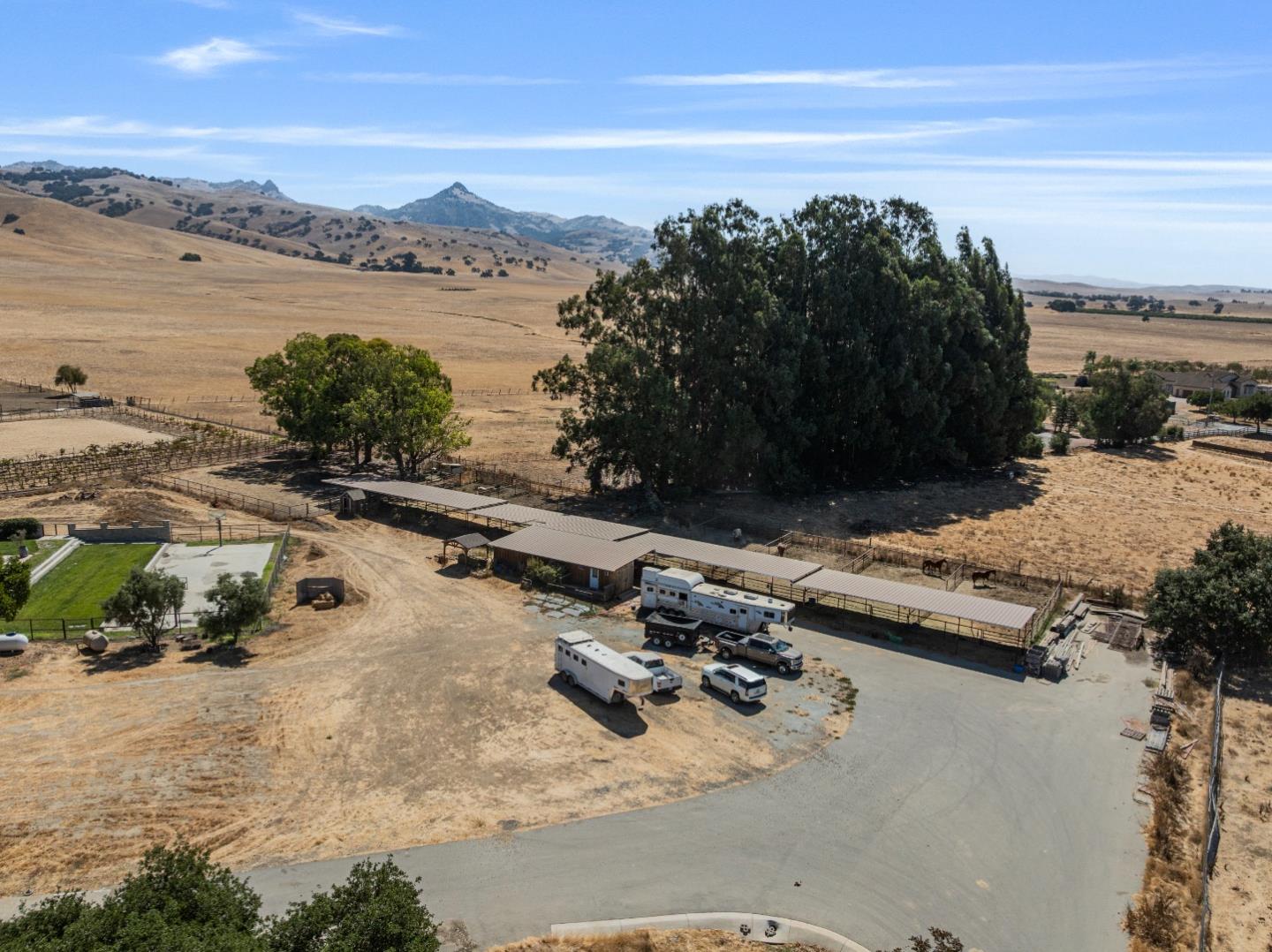 Detail Gallery Image 101 of 101 For 301 Carpenter Dr, Hollister,  CA 95023 - 4 Beds | 4 Baths