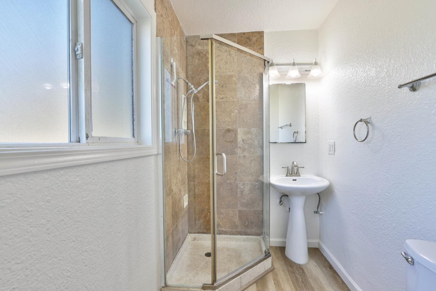 Detail Gallery Image 19 of 34 For 6875 Normandy, Newark,  CA 94560 - 3 Beds | 2 Baths