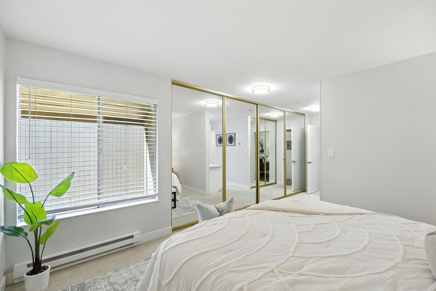 Detail Gallery Image 15 of 25 For 505 Cypress Point Dr #223,  Mountain View,  CA 94043 - 1 Beds | 1 Baths