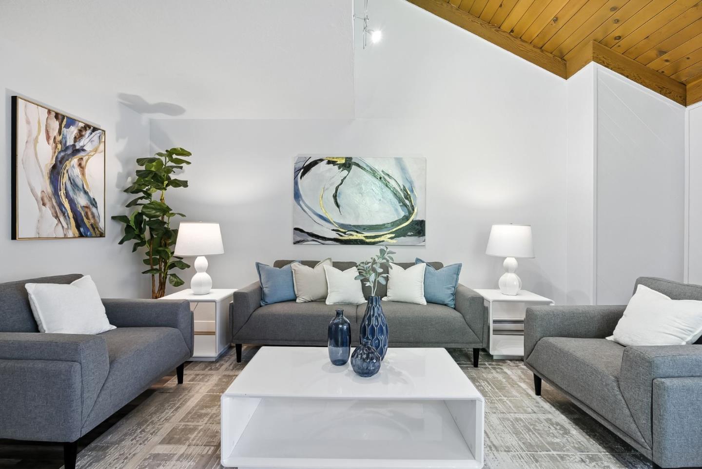 Detail Gallery Image 5 of 25 For 505 Cypress Point Dr #223,  Mountain View,  CA 94043 - 1 Beds | 1 Baths
