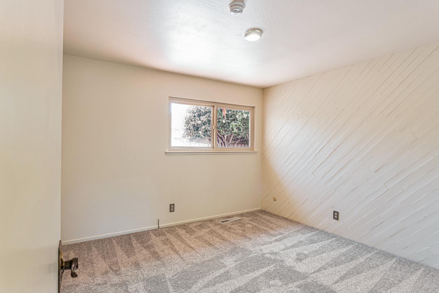 Detail Gallery Image 23 of 38 For 1223 La Canada Way, Salinas,  CA 93901 - 3 Beds | 2 Baths