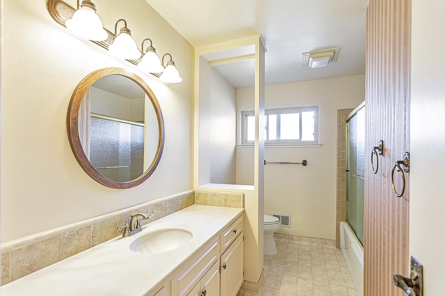 Detail Gallery Image 25 of 38 For 1223 La Canada Way, Salinas,  CA 93901 - 3 Beds | 2 Baths