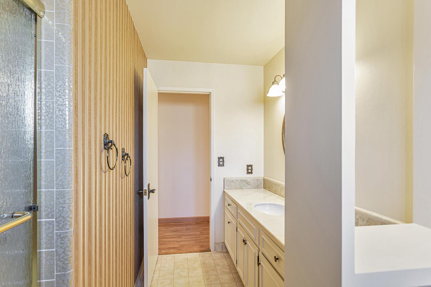 Detail Gallery Image 26 of 38 For 1223 La Canada Way, Salinas,  CA 93901 - 3 Beds | 2 Baths