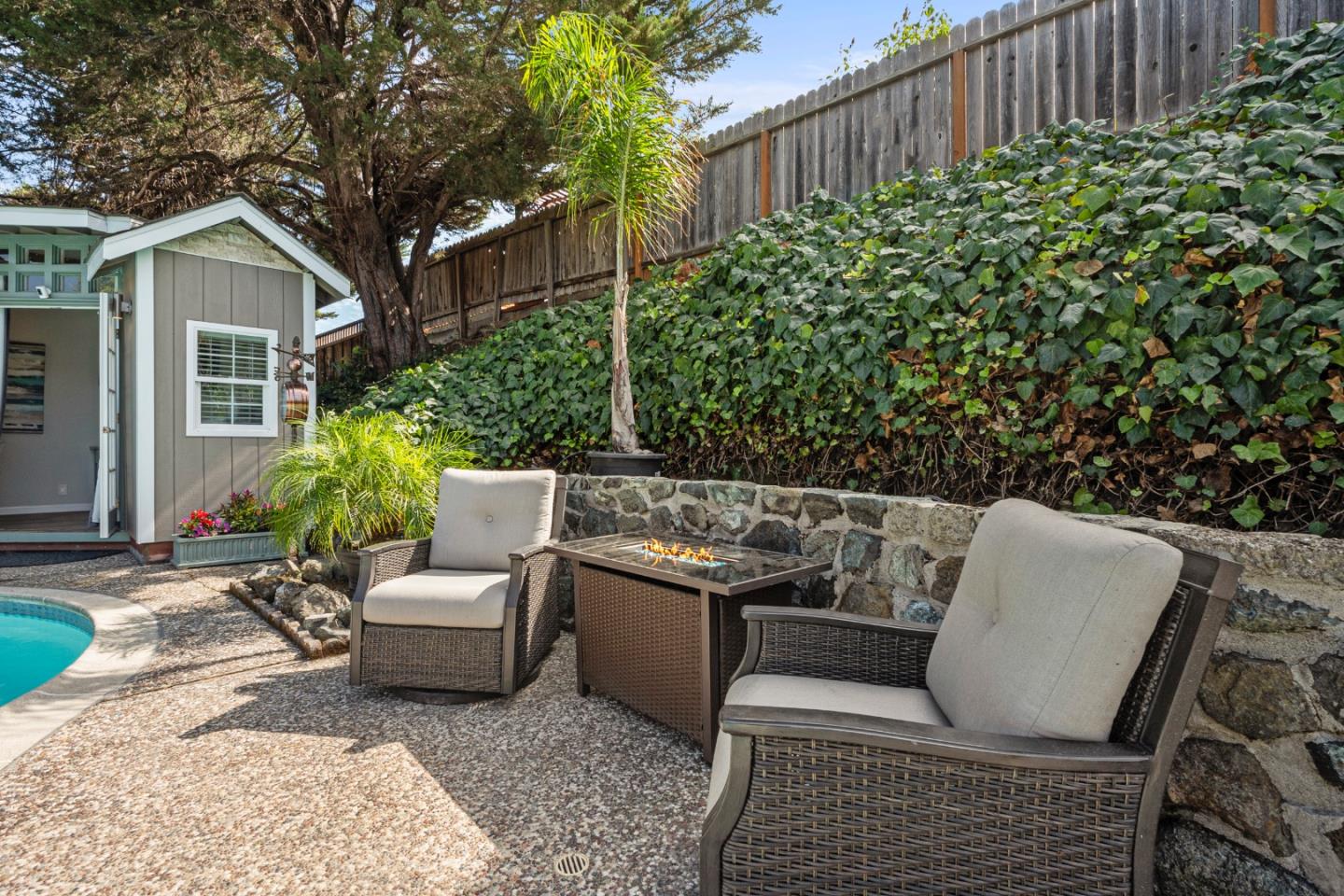 Detail Gallery Image 29 of 37 For 920 Stony Hill Rd, Redwood City,  CA 94061 - 3 Beds | 2 Baths