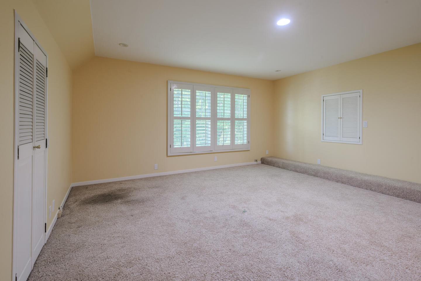Detail Gallery Image 21 of 30 For 221 Parrott Dr, San Mateo,  CA 94402 - 3 Beds | 3 Baths