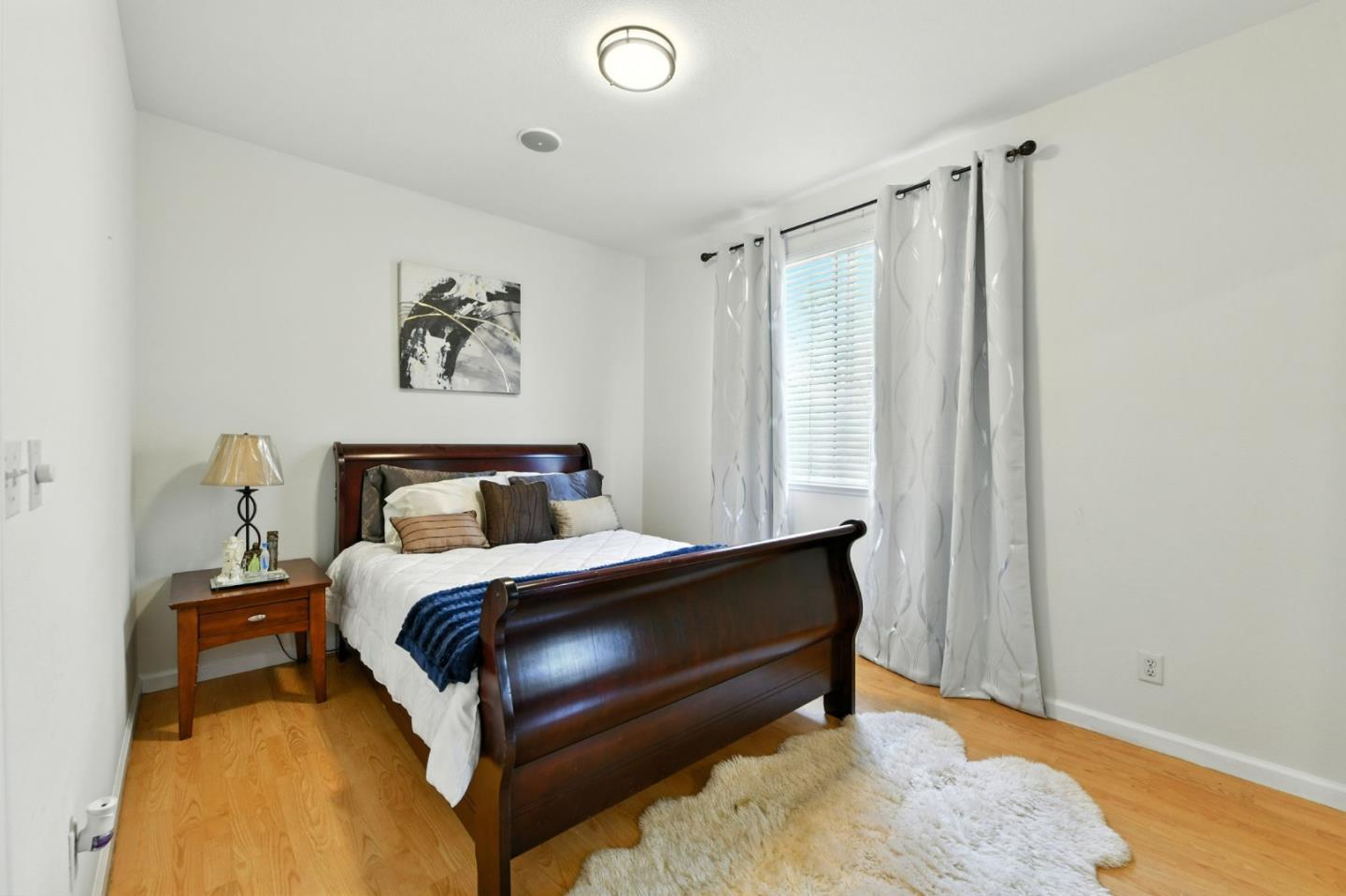 Detail Gallery Image 23 of 36 For 4111 Windsong St, Sacramento,  CA 95834 - 5 Beds | 3 Baths