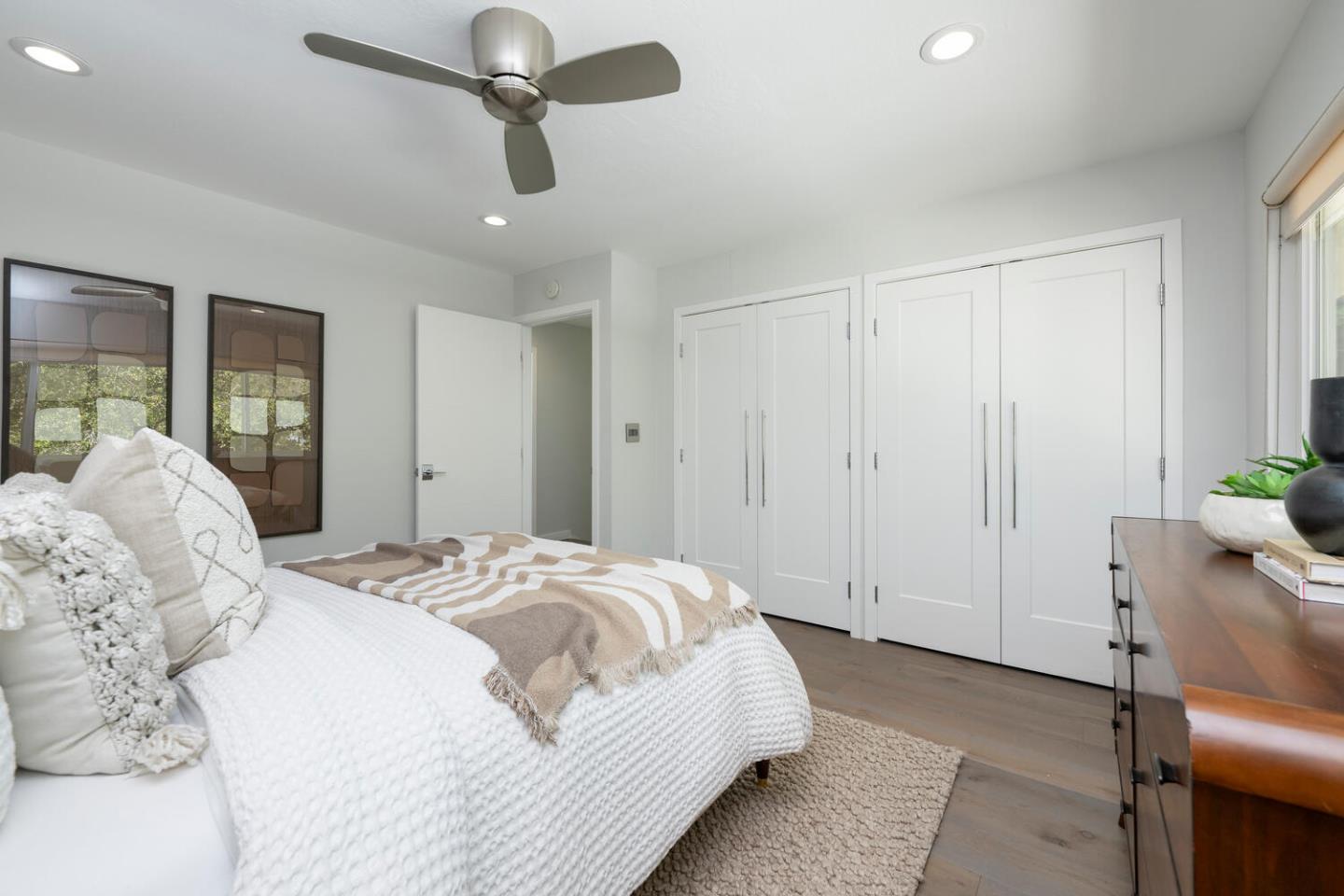 Detail Gallery Image 17 of 29 For 3009 Melendy Dr #4,  San Carlos,  CA 94070 - 3 Beds | 2 Baths
