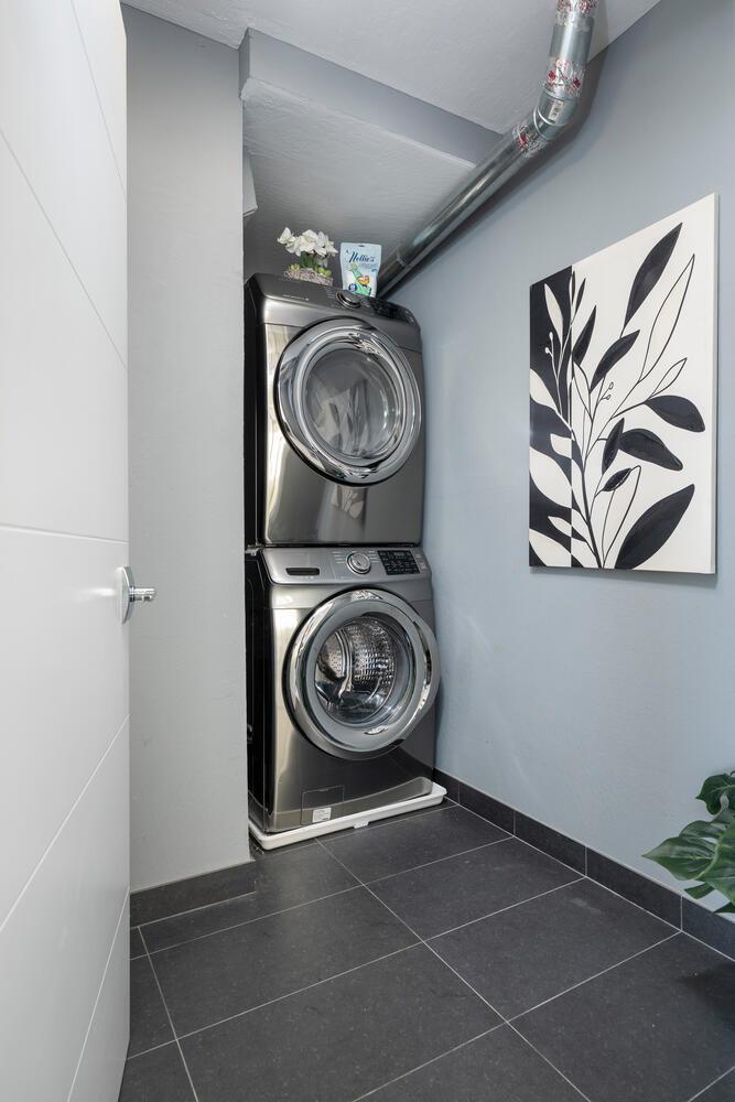 Detail Gallery Image 21 of 29 For 3009 Melendy Dr #4,  San Carlos,  CA 94070 - 3 Beds | 2 Baths