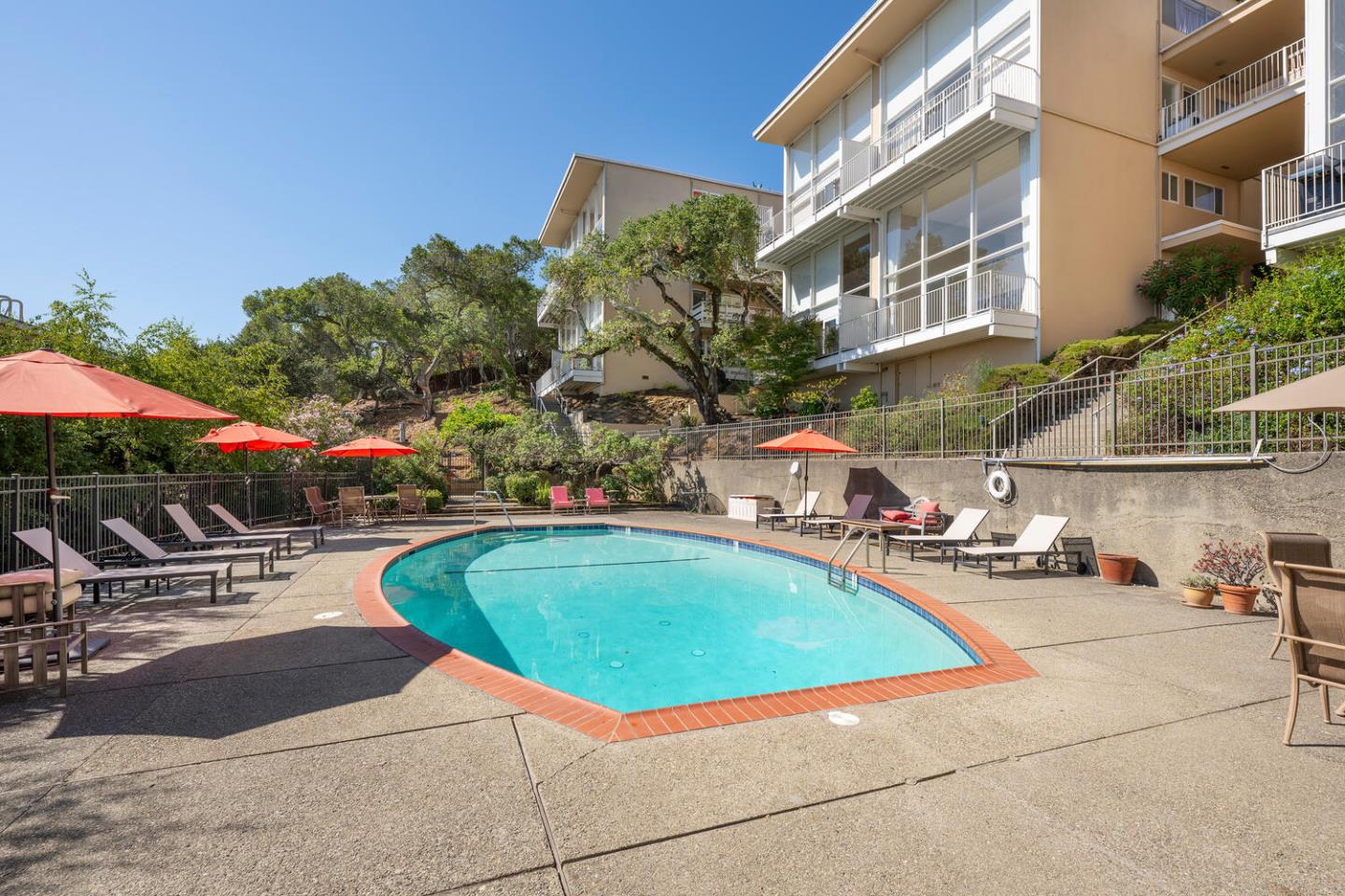 Detail Gallery Image 29 of 29 For 3009 Melendy Dr #4,  San Carlos,  CA 94070 - 3 Beds | 2 Baths