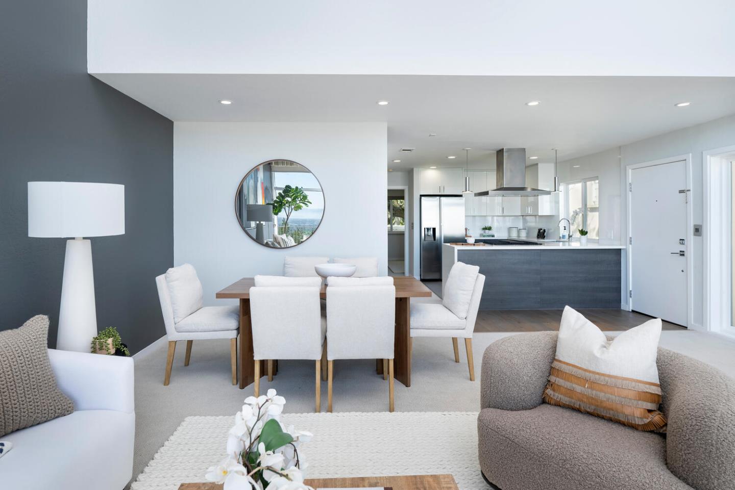 Detail Gallery Image 7 of 29 For 3009 Melendy Dr #4,  San Carlos,  CA 94070 - 3 Beds | 2 Baths