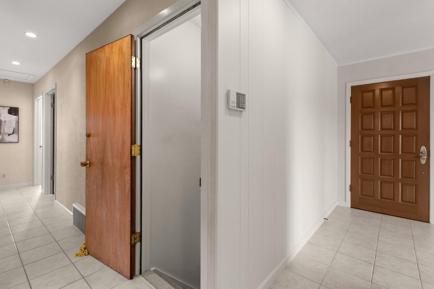 Detail Gallery Image 25 of 48 For 239 San Fernando Way, Daly City,  CA 94015 - 3 Beds | 2 Baths