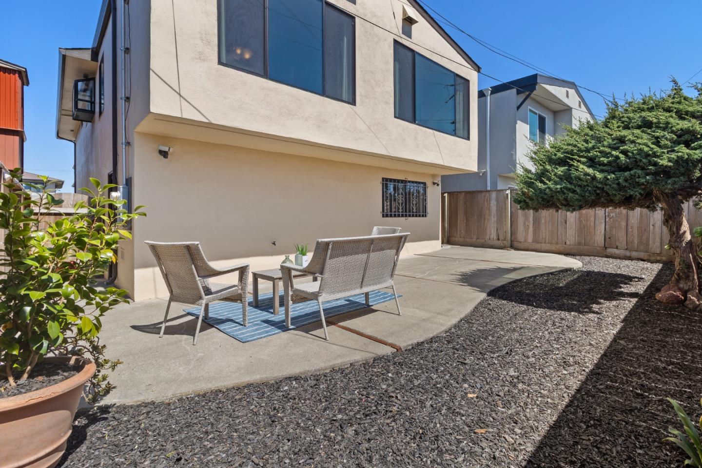 Detail Gallery Image 32 of 48 For 239 San Fernando Way, Daly City,  CA 94015 - 3 Beds | 2 Baths