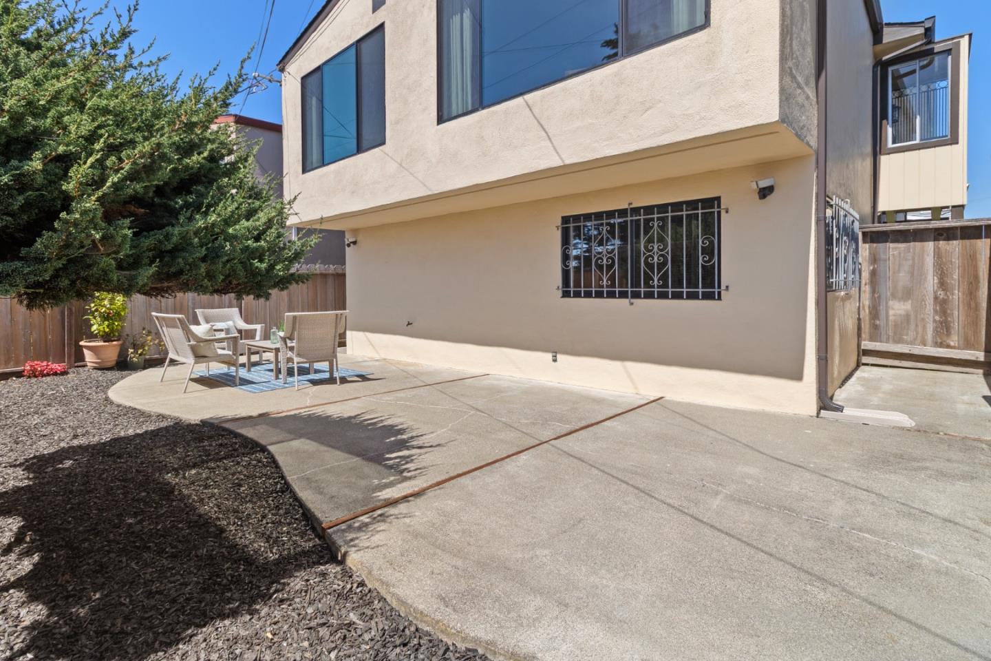 Detail Gallery Image 34 of 48 For 239 San Fernando Way, Daly City,  CA 94015 - 3 Beds | 2 Baths