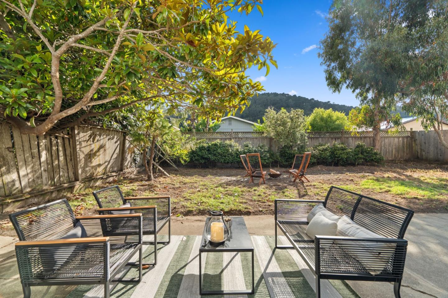 Detail Gallery Image 15 of 60 For 652 Montezuma Dr, Pacifica,  CA 94044 - 3 Beds | 1 Baths