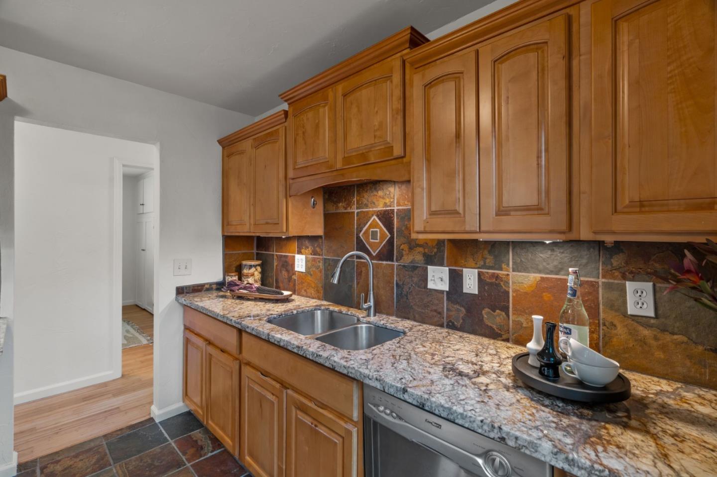 Detail Gallery Image 24 of 60 For 652 Montezuma Dr, Pacifica,  CA 94044 - 3 Beds | 1 Baths