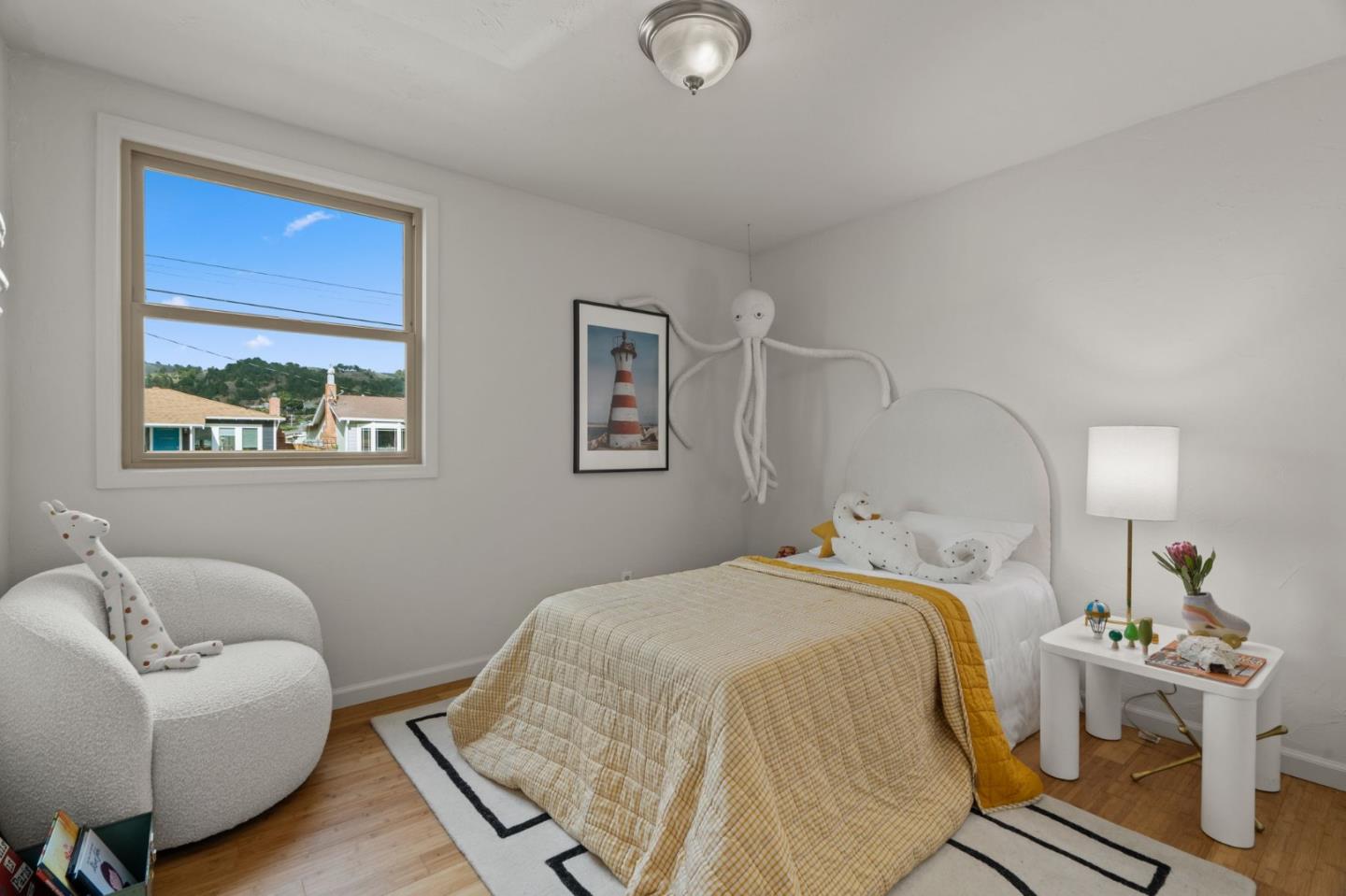 Detail Gallery Image 32 of 60 For 652 Montezuma Dr, Pacifica,  CA 94044 - 3 Beds | 1 Baths