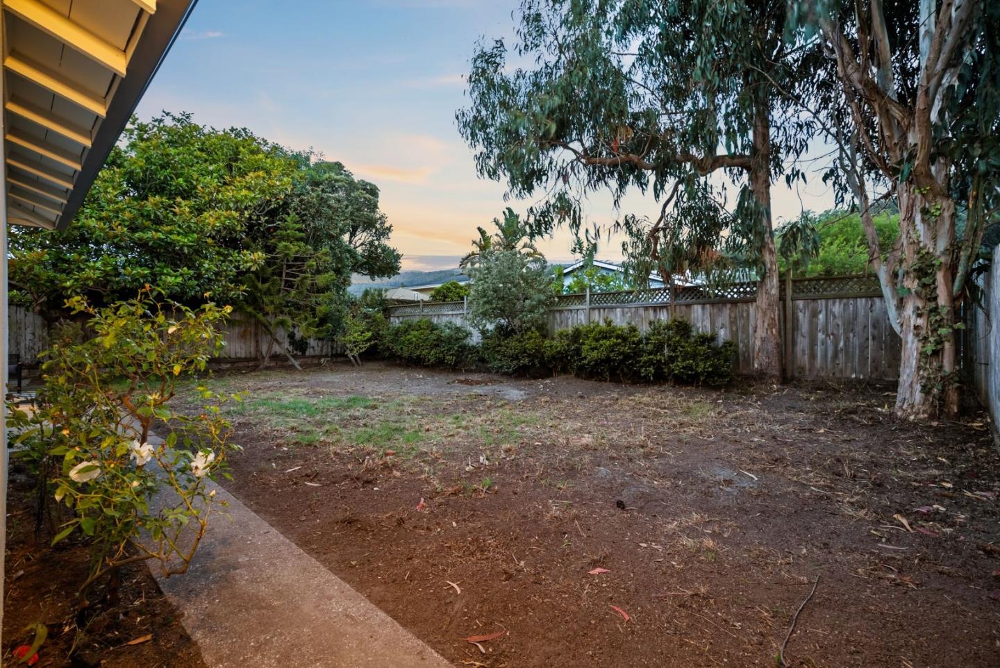 Detail Gallery Image 46 of 60 For 652 Montezuma Dr, Pacifica,  CA 94044 - 3 Beds | 1 Baths