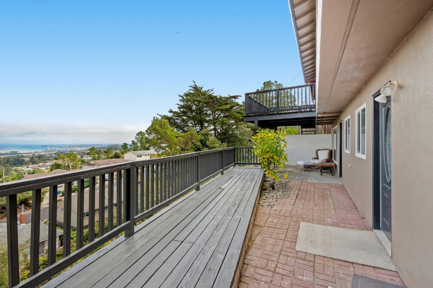 Detail Gallery Image 33 of 38 For 260 Lake Dr, San Bruno,  CA 94066 - 3 Beds | 3 Baths