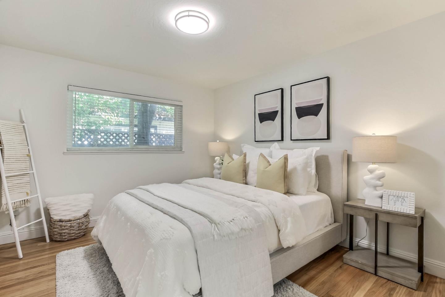 Detail Gallery Image 10 of 21 For 7433 Rollingdell Dr, Cupertino,  CA 95014 - 3 Beds | 2 Baths