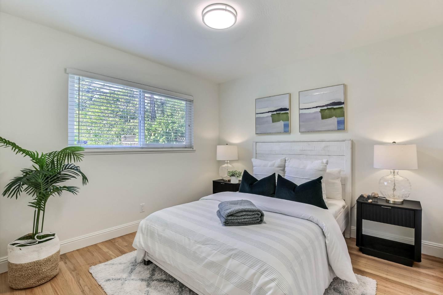 Detail Gallery Image 14 of 21 For 7433 Rollingdell Dr, Cupertino,  CA 95014 - 3 Beds | 2 Baths