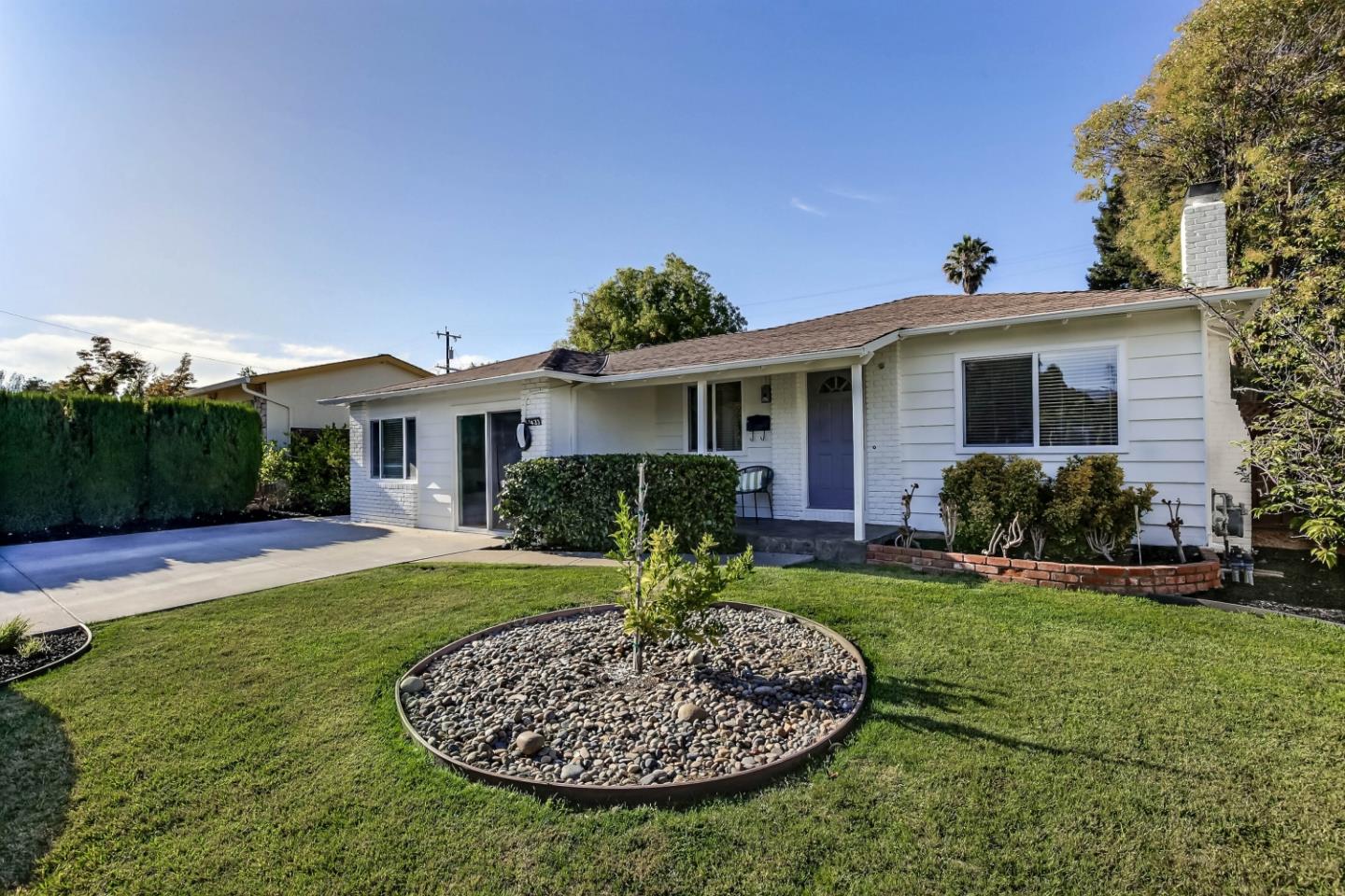 Detail Gallery Image 20 of 21 For 7433 Rollingdell Dr, Cupertino,  CA 95014 - 3 Beds | 2 Baths