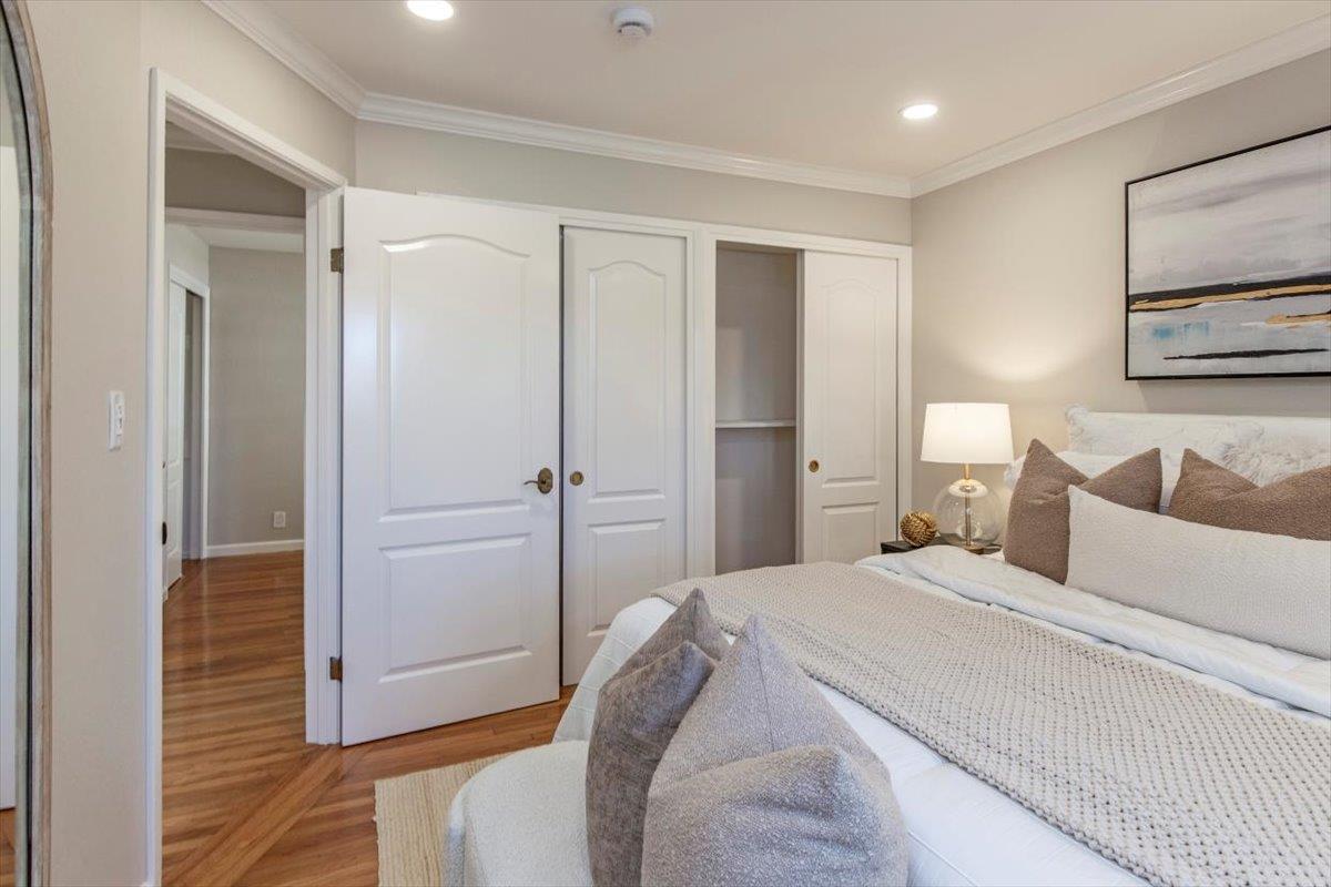 Detail Gallery Image 20 of 28 For 1018 Huntingdon Dr, San Jose,  CA 95129 - 4 Beds | 2 Baths