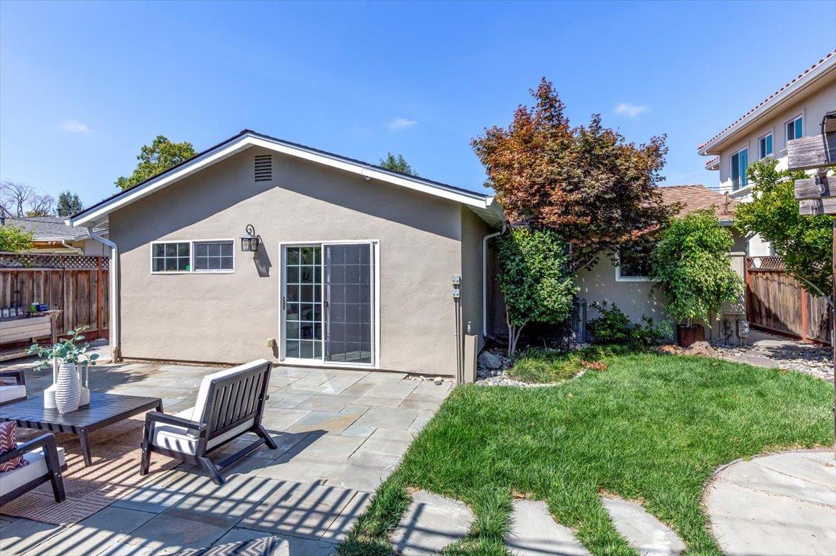 Detail Gallery Image 27 of 28 For 1018 Huntingdon Dr, San Jose,  CA 95129 - 4 Beds | 2 Baths
