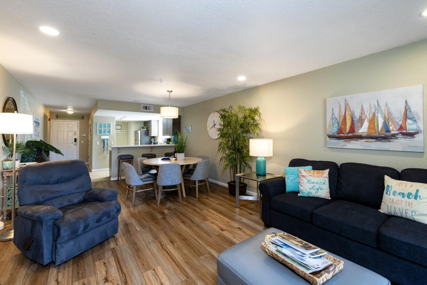 Detail Gallery Image 15 of 56 For 22 Seascape Resort Dr, Aptos,  CA 95003 - 2 Beds | 2 Baths